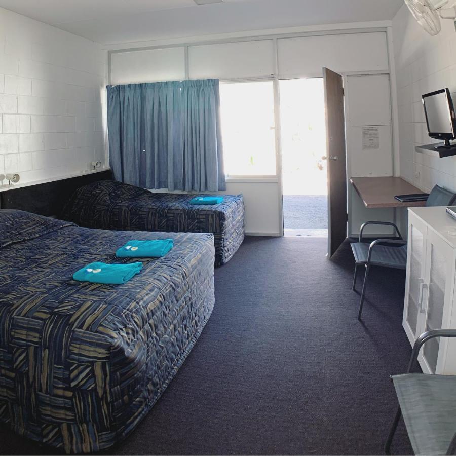 Tropical City Motor Inn Ayr Ngoại thất bức ảnh
